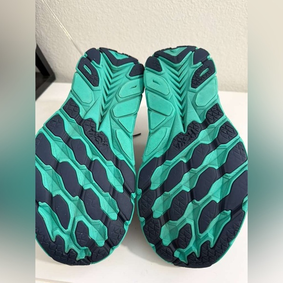 Hoka clifton 8 Women's Navy and Aqua Athletic Shoes - Picture 6 of 7